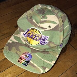 47 Los Angeles Lakers Camo Snapback Hat -‎ Green/Tan/Black